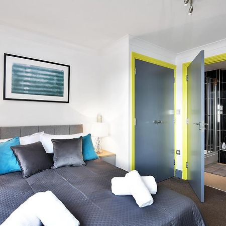 Xclusive Living Stay In City Centre, The Qube バーミンガム エクステリア 写真