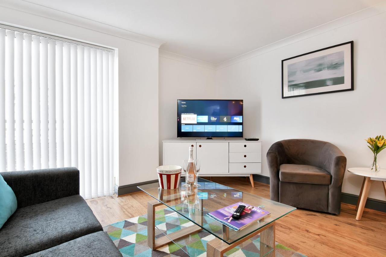 Xclusive Living Stay In City Centre, The Qube バーミンガム エクステリア 写真