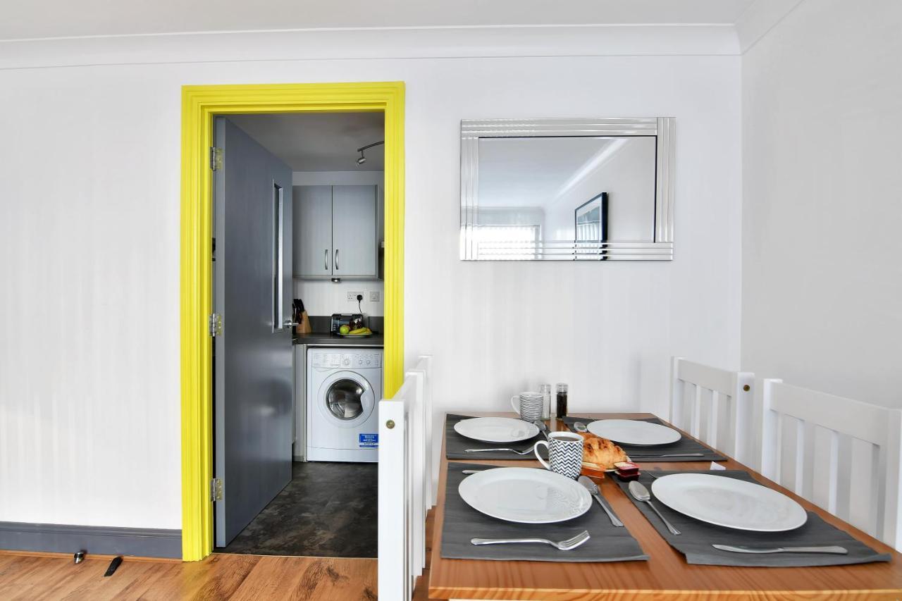 Xclusive Living Stay In City Centre, The Qube バーミンガム エクステリア 写真