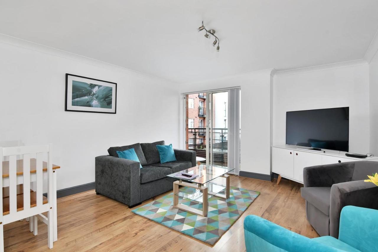 Xclusive Living Stay In City Centre, The Qube バーミンガム エクステリア 写真