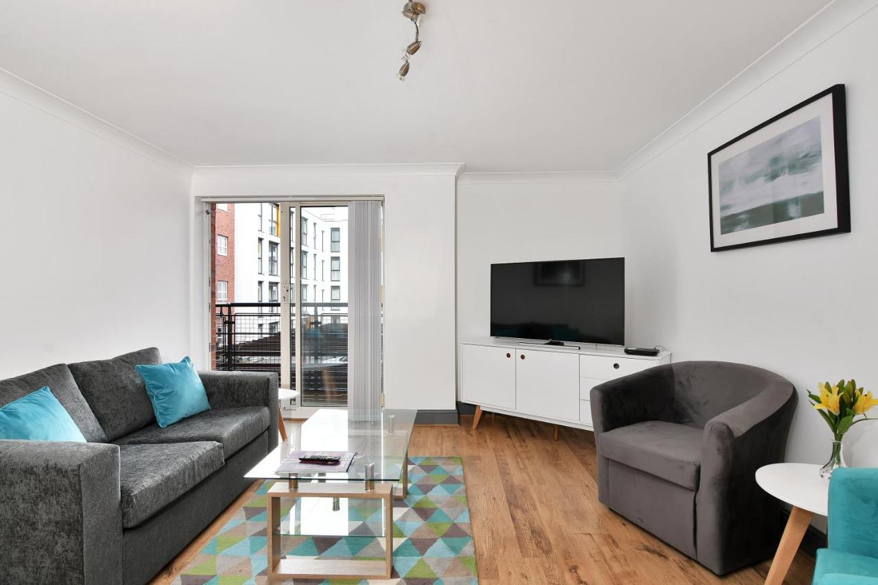 Xclusive Living Stay In City Centre, The Qube バーミンガム エクステリア 写真
